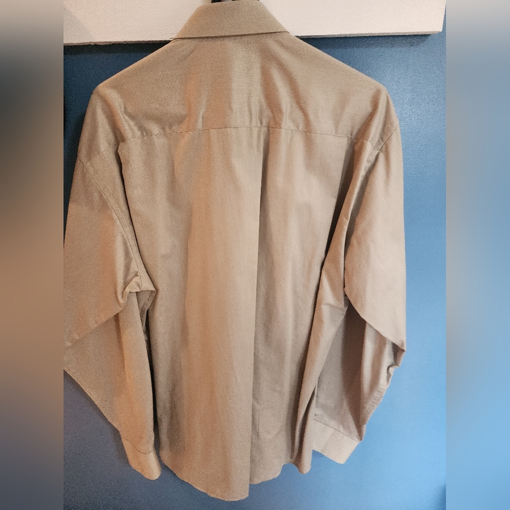 Button down size 16 beige